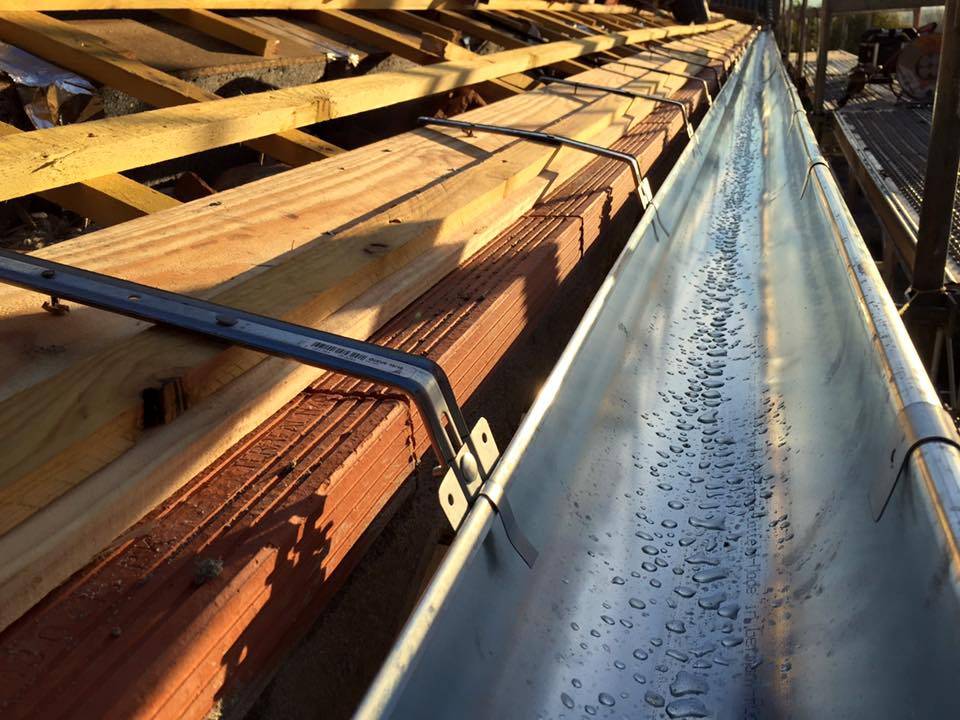 gouttière zinc 1